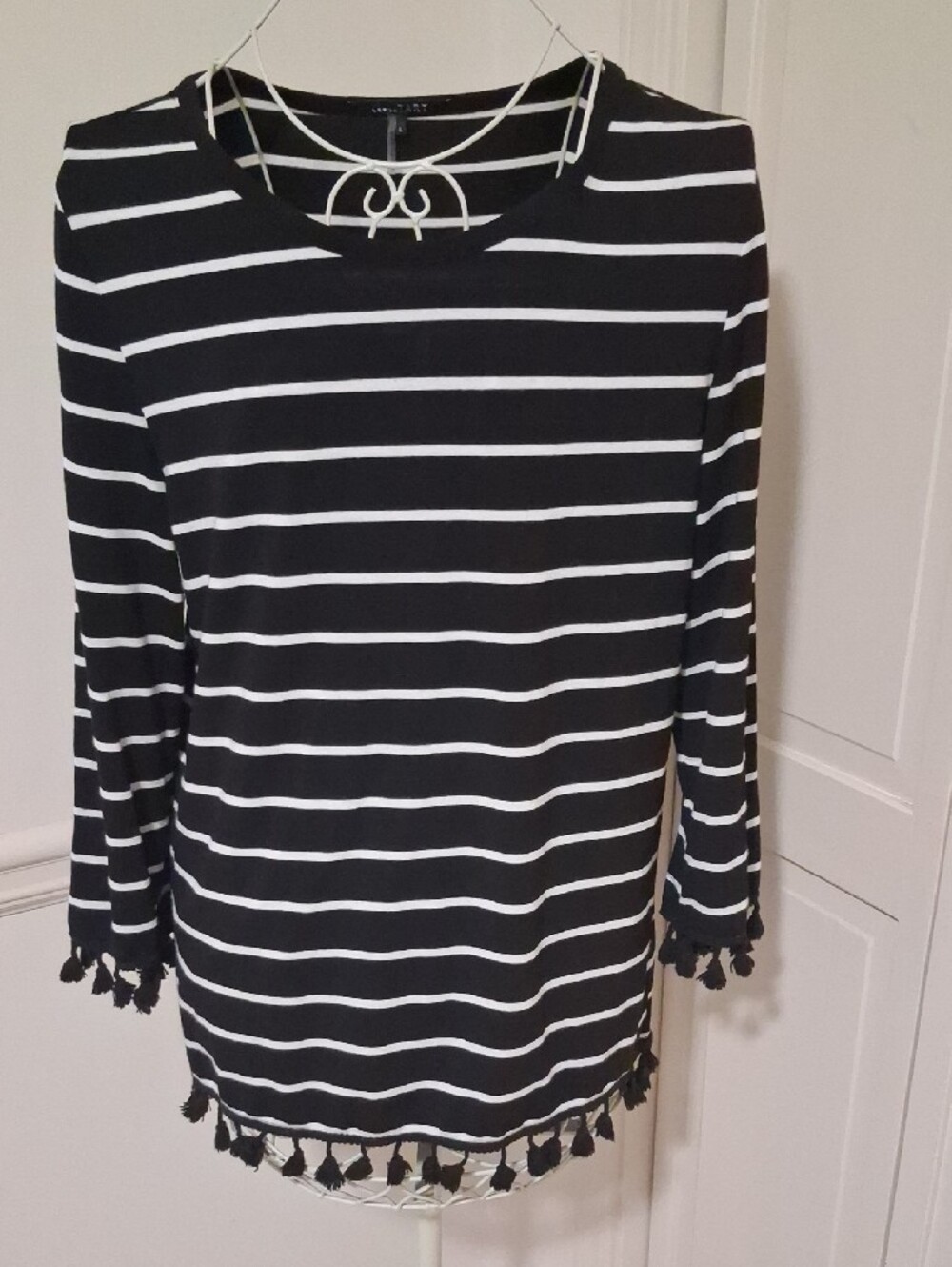 Bundle Of Tops - Picture 3 of 10